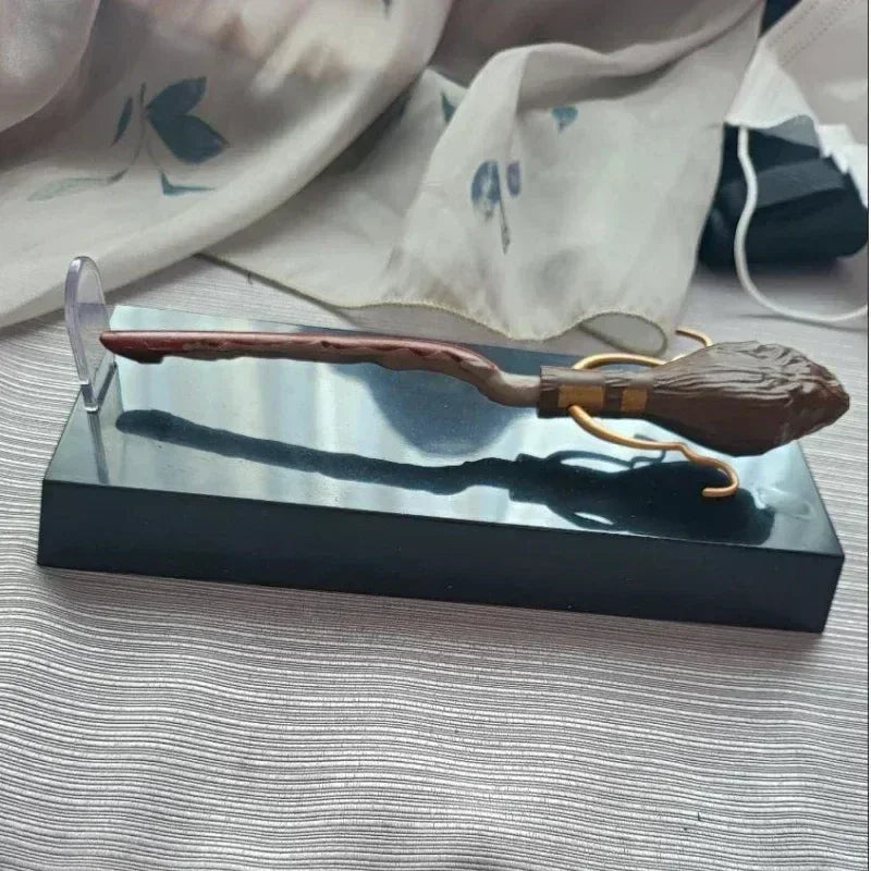 Harrypotter Leviating Broomstick Pen