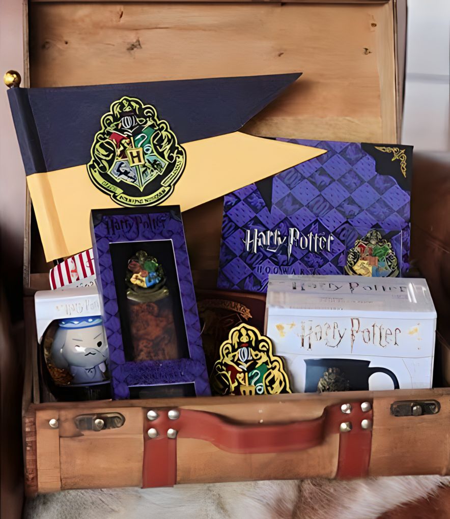 Harrypotter Hogwarts House Mystery Box